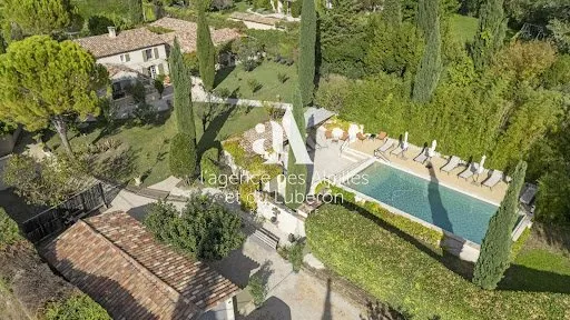 Propriété 207 m²