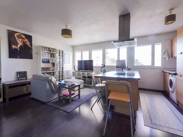 Appartement Aix En Provence 2 pièces 49 m2 - place de stationnement