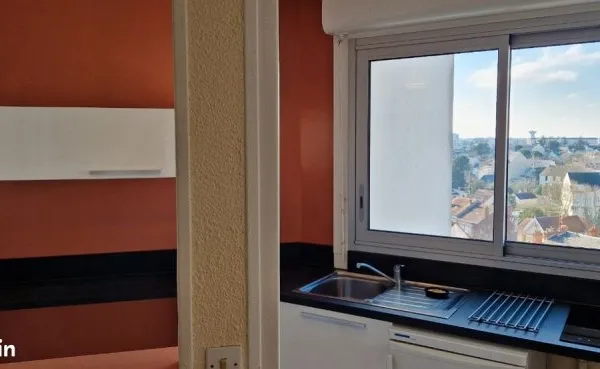 T1 lumineux 29 m² avec balcon et parking - Dernier étage - Orléans Dunois / Baron