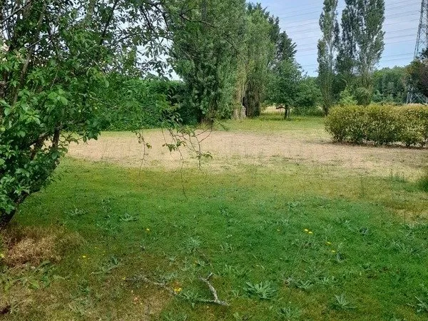 Terrain de 416 m² libre de constructeur