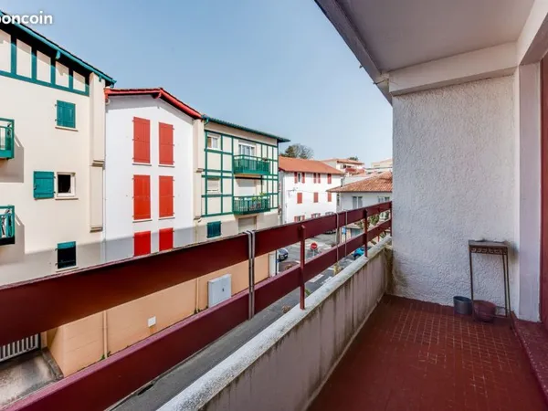 Appartement 3 pièces de 73m² + 1 place parking