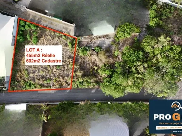 Terrain constructible à vendre - Saint-Pierre 97410