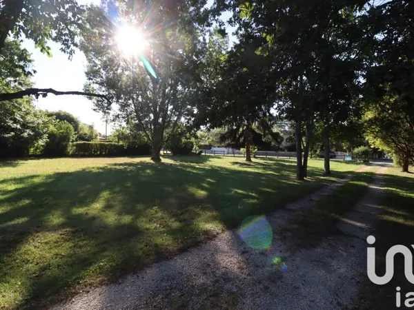Terrain 1223 m²