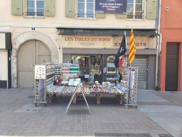 Local commercial T1 de 40 m2 à Perpignan 66000, Place de la République