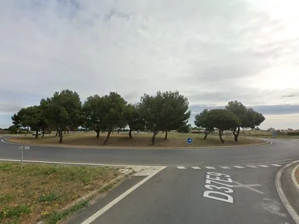 Parking 153 m²