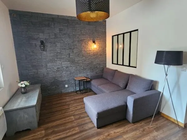 ESTAQUE JOLI APPARTEMENT T2 AVEC EXTERIEUR
