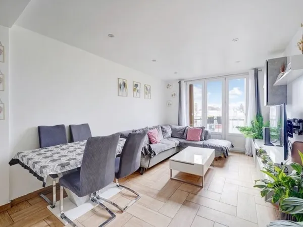 Montreuil Morillon - 4 pièces rénové 68m² - balcon en dernier étage