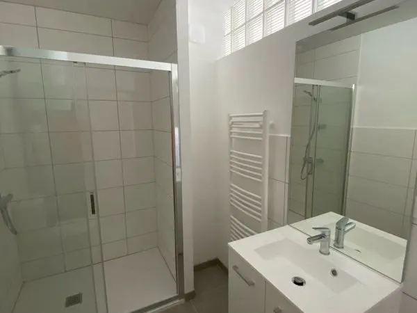 Joli appartement meublé et rénové avec balcon (N°4)