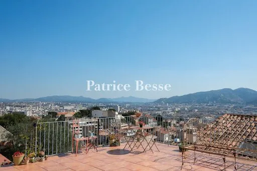 Maison 6 pièces 160 m²