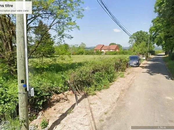 Terrain à bâtir de 1076 m² à SAINT-ETIENNE-DE-VICQ (03)