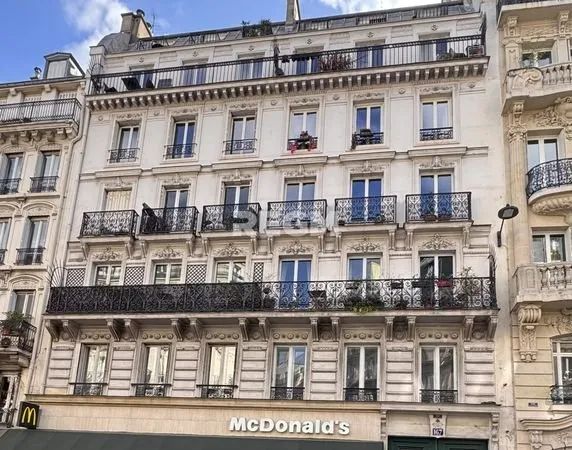 Bureaux 75 m² Paris