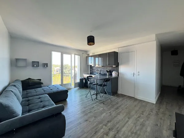 Appartement 2 pièces meublé dernier étage 94210 La Varenne Saint Hilaire