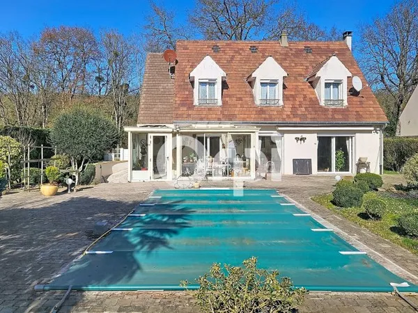 Maison 7 pièces 190 m²