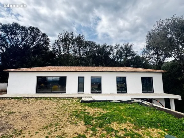 Villa 4 pièces 139 m²