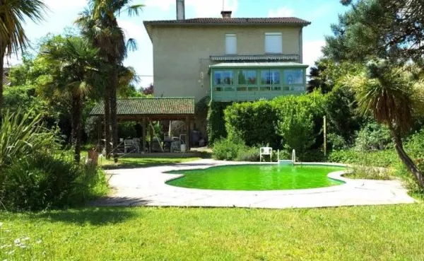 Maison 8 pièces 192 m²