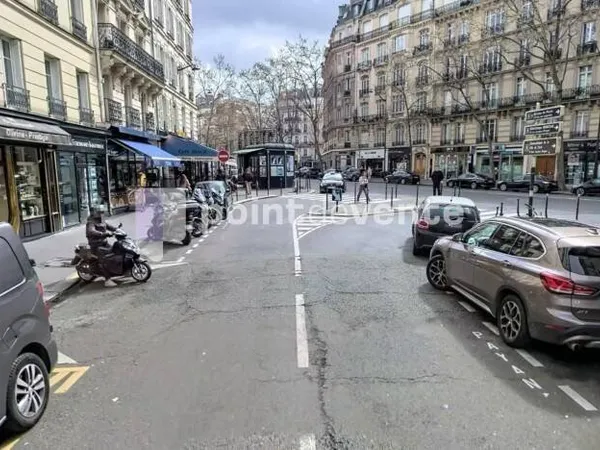 Local commercial 61 m²
