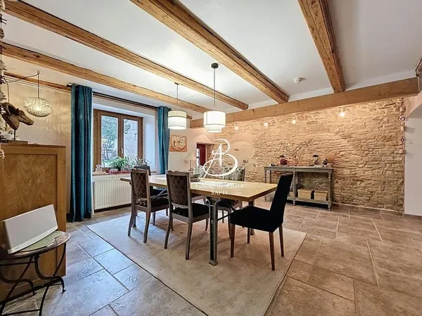 Magnifique maison de village rénovée avec goût
