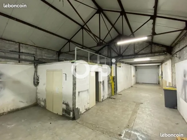 Entrepôt 160m² à louer hypercentre Noeux-les-Mines