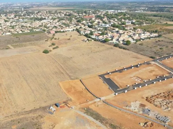 Terrain 400 m²