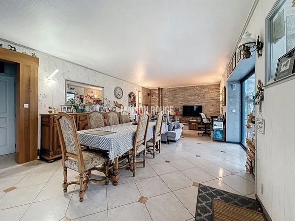 Maison 10 pièces 160 m²