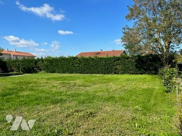 Terrain 482 m²