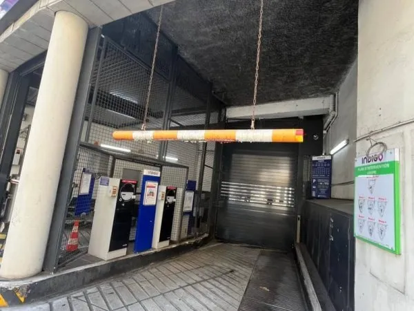 Parking 12 m²