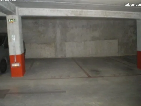 Parking souterrain à louer
