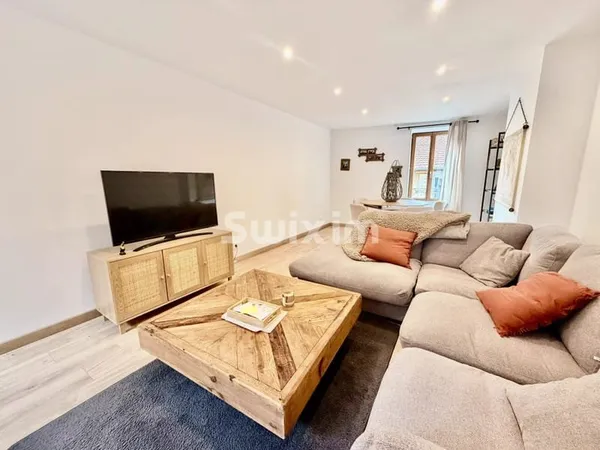 Maison rénovée avec 2 appartements indépendants - Idéal investisseur ou résidence principale avec re