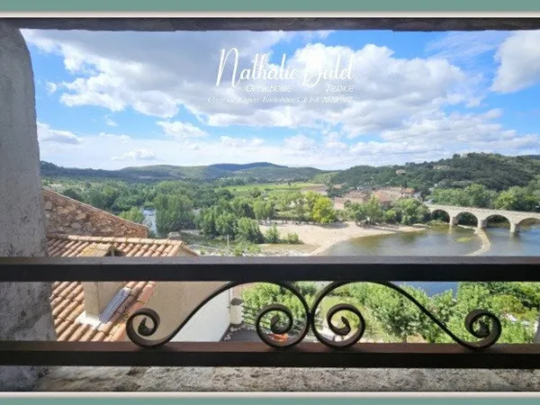 À vendre - Maison de village avec vue imprenable - Roquebrun (34360)