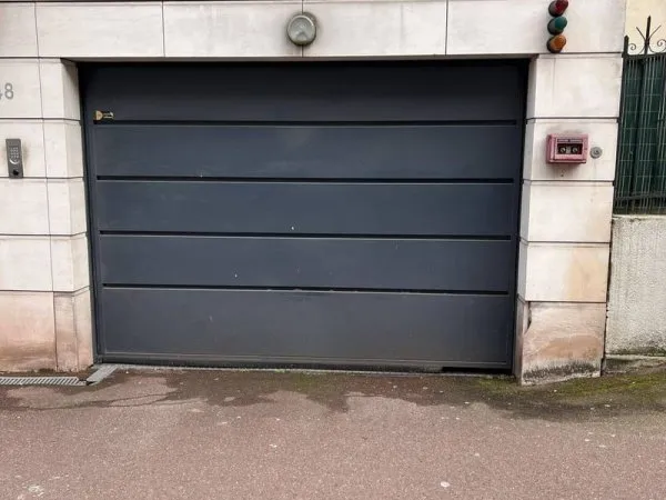 Parking 11 m²
