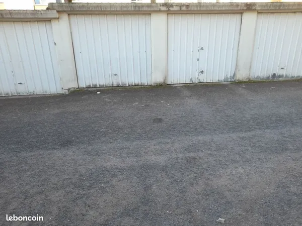 Stationnement Vente Chenôve   10500€