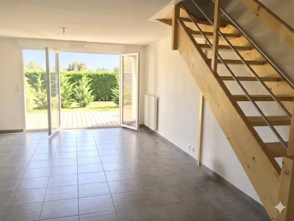 Villa T4 avec terrasse et Jardin - SAINT-JEAN