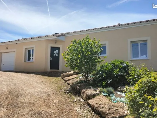 Maison de plain-pied 118 m²