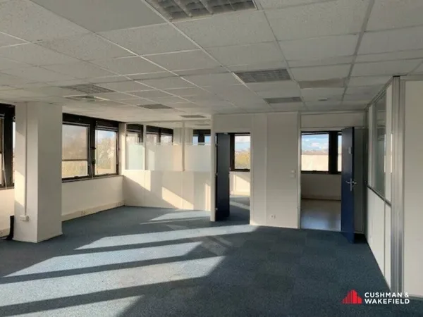 Bureaux 660 m²