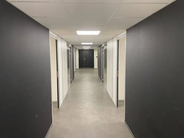Bureaux 473 m²