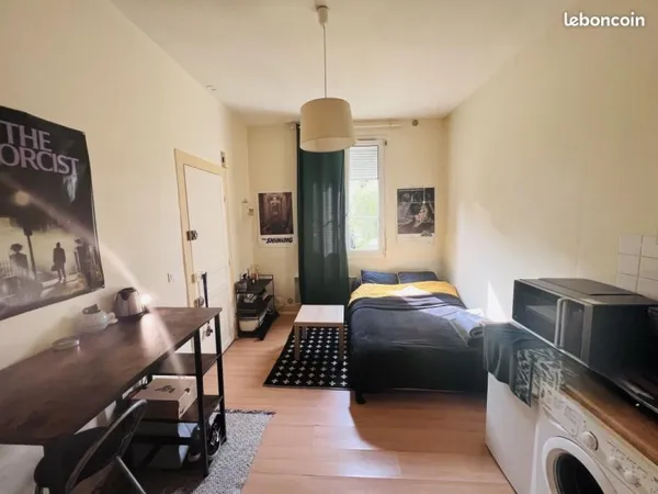 Studio 1 pièce 18 m²