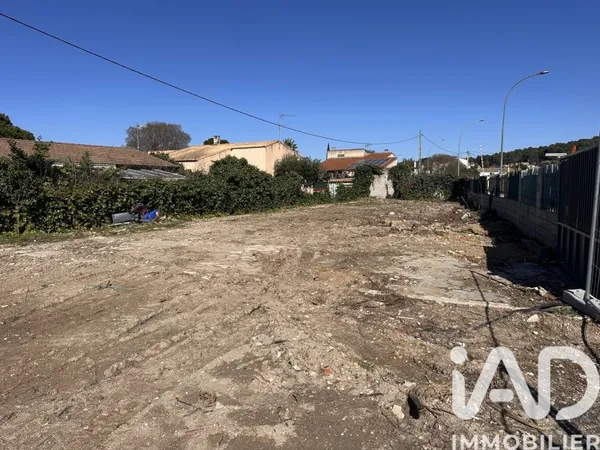 Terrain 474 m²