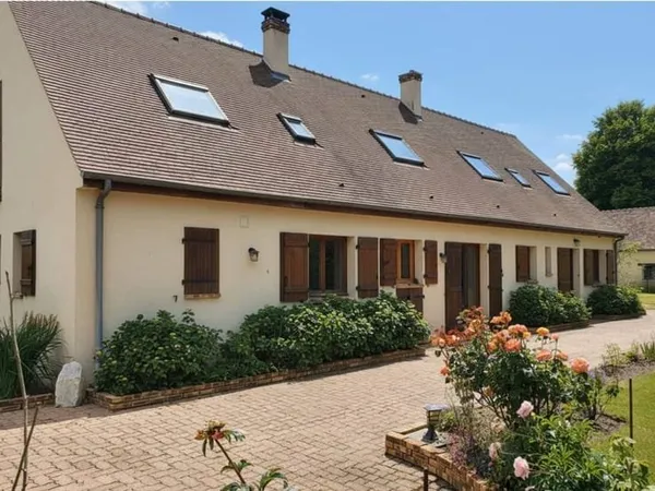 Maison 9 pièces 196 m²