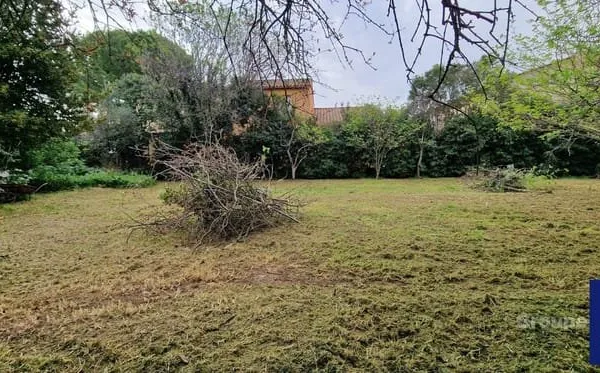 Terrain à bâtir libre constructeur Nîmes