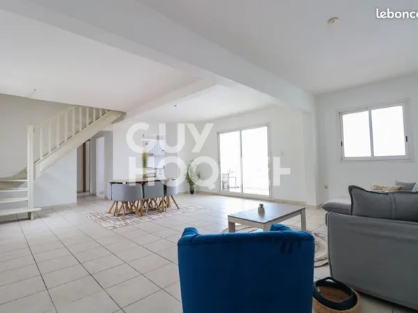 Appartement 5 pièces 151 m²