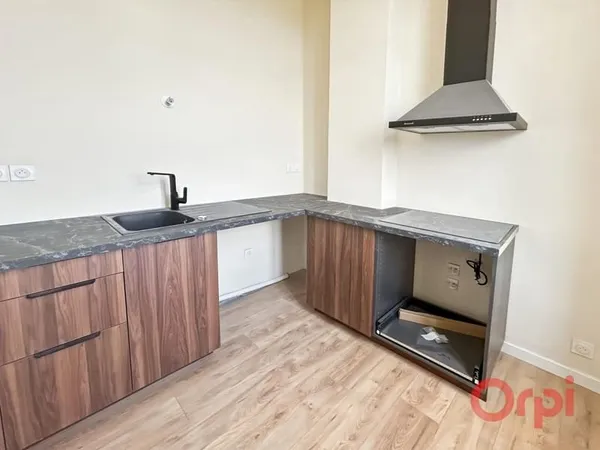 Appartement La Seyne Sur Mer 2 pièce(s) 32.49 m2 en 2ème étage