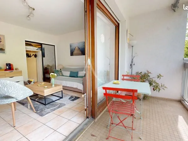 Studio 1 pièce 23 m²