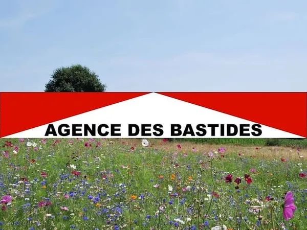 Terrain 713 m²