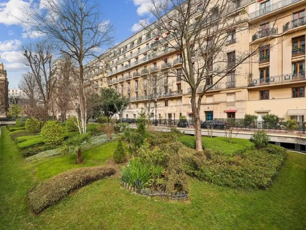 Paris XVIe - Auteuil - Mirabeau