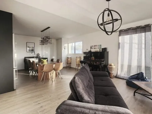 MAISON 6 PIECES DE 2020