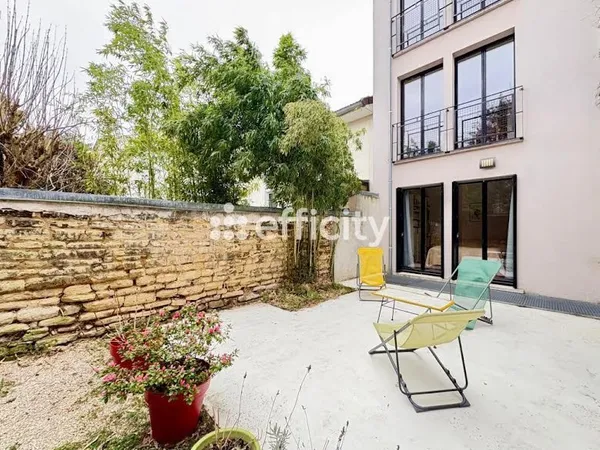 Maison 6 pièces 205 m²