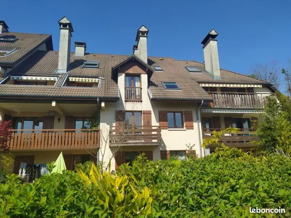 T3 lumineux 67 m² - grand balcon - Annecy-le-Vieux - calme et verdure