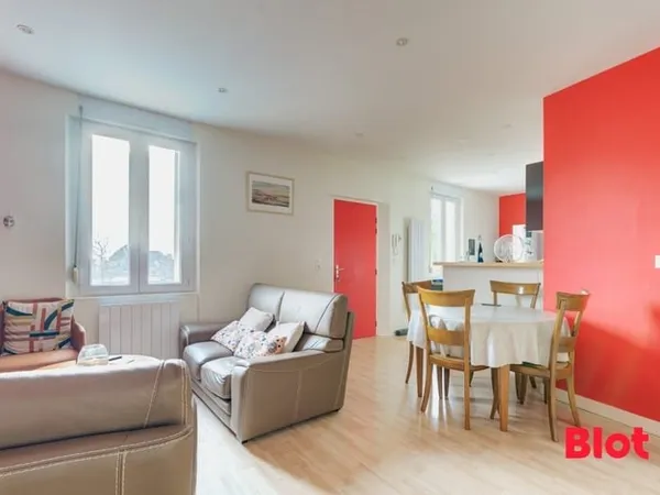 A VENDRE EN EXCLUSIVITE CHEZ BLOT IMOBILIER - Appartement T4 avec garage et parking