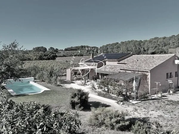 Maison de plain-pied 7 pièces 146 m²