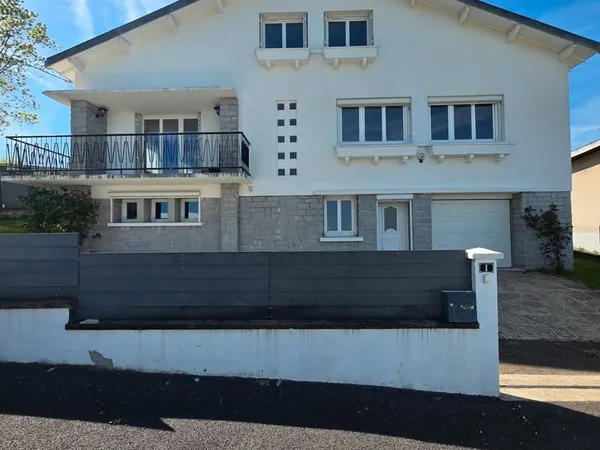 Maison centre Ambazac 215 m2